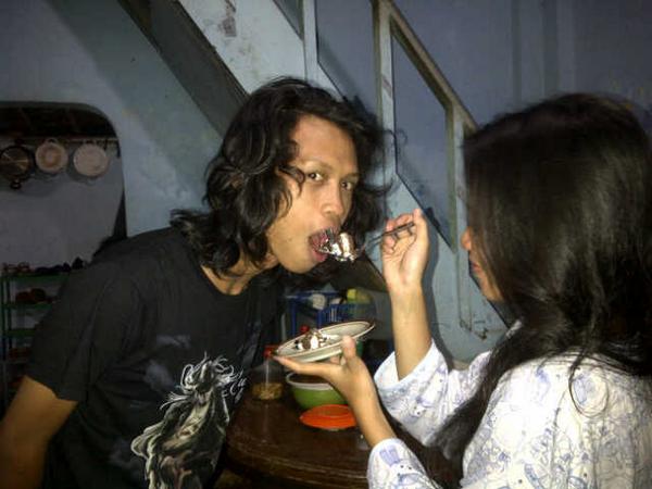 Selamat ulang tahun best vocalis in the world :D \m/