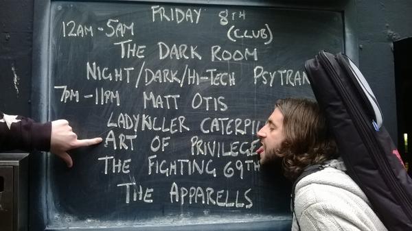 Henrys cellar bar, get on down folks!! Kicks off at 7pm!