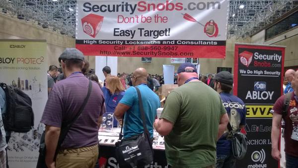 SecuritySnobs's tweet image. #DEFCON 22 see the latest high security @ASSAABLOY, BiLock, @EVVAsecurity Anchor Las, @Mobeye, and more @_defcon_