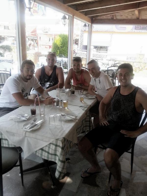 JasonHughes90's tweet photo. #Zante @LeonParry @Connorbah @bradkinder21 @BlakeMate http://t.co/fEJHFFp74e