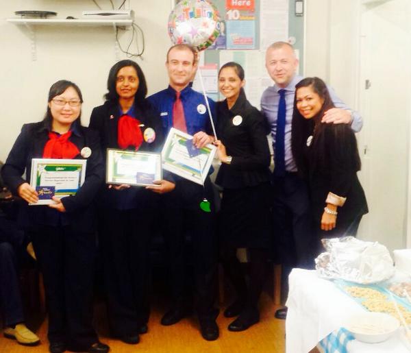 plumkin09's tweet image. Bishopsgate's Service Superstars Welldone guys 👏🎉👏🎉#happycolleagueshappycustomers @LeeTT29 @sunshinebadhan @jonny_mcq