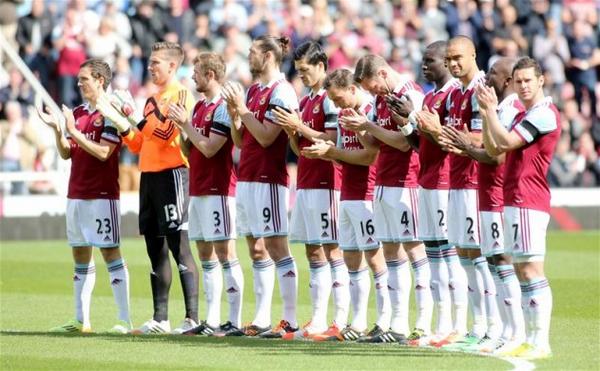 WestHamWorld's tweet photo. A look at West Ham’s ideal starting XI this season: http://t.co/ltkXWQtqMC | #WHUFC #COYI | http://t.co/ekqhoMrnQK