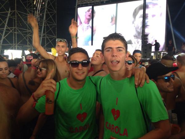 jesuschipy's tweet photo. CAROLAZOOOO http://t.co/fiUIiup963