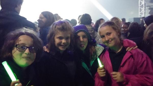 3rdWoodfordG's tweet photo. Squircle fun @wings2014 ahead of the closing ceremony #rainraingoaway @HeronRangers @WINGS2014_Space http://t.co/fN7FEypl3M