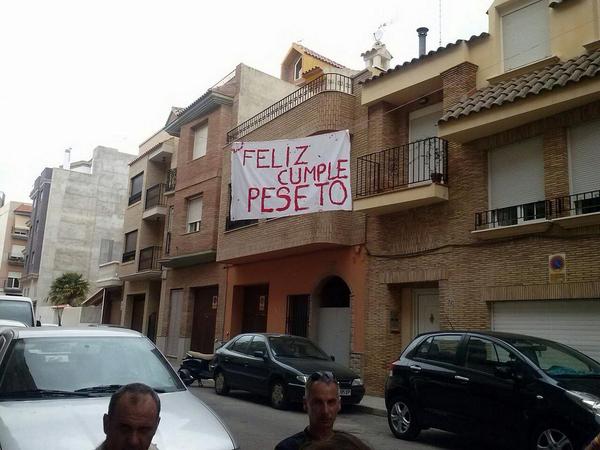 En nom de tots, volem felicitar al nostre president vicente peseto en el dia del seu aniversari!! Gracies per tot!!
