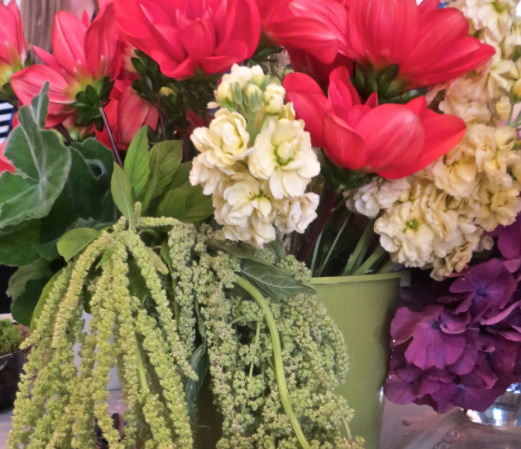 StephaniGale's tweet photo. Today's #FavQuoteFriday post inspired by @InspireNCelebr8! Thx, Christina!
http://t.co/k0ol8dBuCq #quotes #flowers http://t.co/8uDLrbWmls