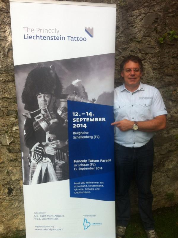 UweMartinHoop's tweet photo. Heute war die Pressekonferenz für das 3. Princley Liechtenstein Tattoo wir waren für Whisky Universe unterwegs http://t.co/frsGWbtpjl