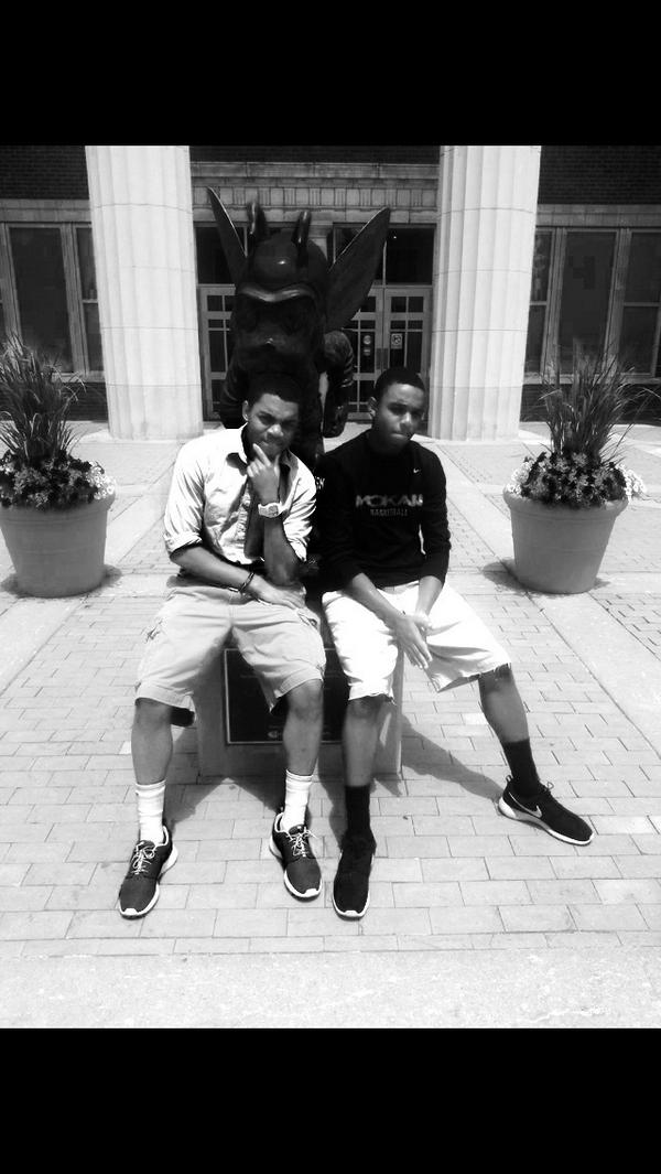 JDinkins12's tweet image. The little bro ain't so little no more #prodigy #Probound