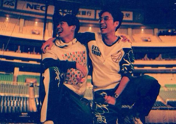 TETSUYA_EXILE2's tweet photo. TETSUYA&amp;NAOTO，超笑���٩꒰ ˘ ³˘꒱۶ https://t.co/l6dXiTfcfY