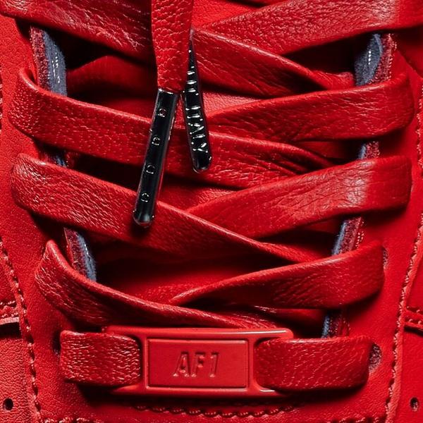 lorenzoOKC's tweet photo. Very dope RT "@sneakerboxClyde: @aglit_italy too dope. http://t.co/KRRBZP3s3Y"