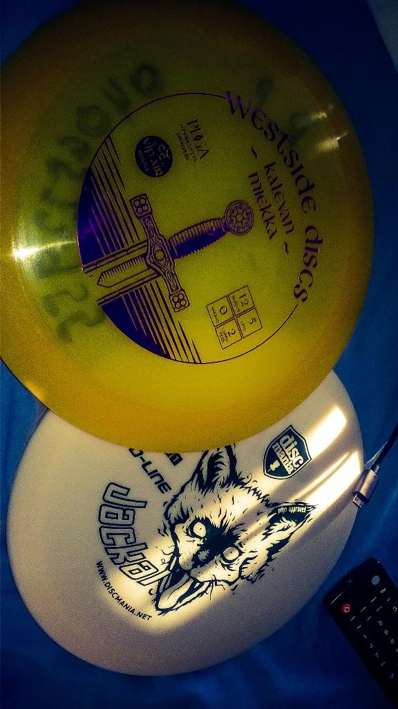 DiscGolfFin's tweet image. #new #discs #frisbeegolf #discgolf #discmania #finland #westside #driver #europe #a7x