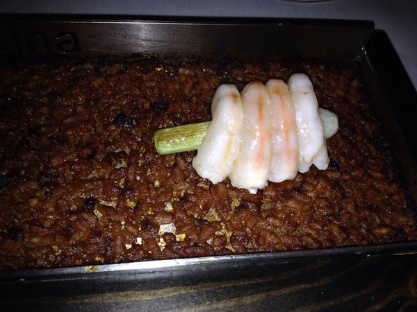 JCCapel's tweet photo. #MicroCriticCapel #Skina Notable acierto de cocina moderna de un rte con estrella entre más pequeños del mundo P 7,5& http://t.co/Jxg34l8NRR