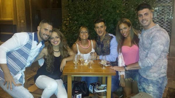 AleVillegas99's tweet photo. Tapas en Bodeguita Romero con una buenisima compañía @manucecilia9 @joselitotony @cruzma94 @MaraMuozCabeza @Sara_sh_ http://t.co/kf2dB81DXX