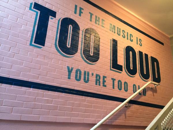 BostonBuildingWraps tweet media