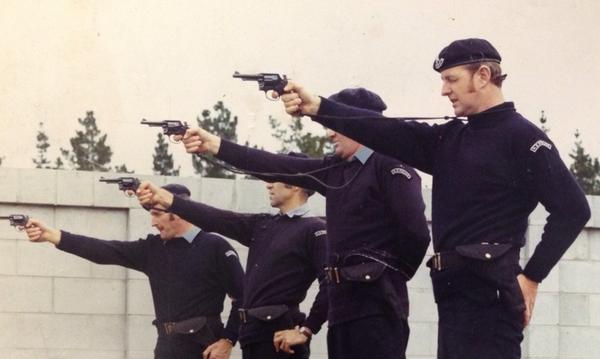 nzpolice's tweet photo. They respond to some of the most difficult and dangerous situations imaginable. Our AOS then and now #AOS50 http://t.co/cIfWdxJTOV