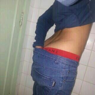 apictom's tweet photo. آبي مبادل من تبوك نفس جسموآ يجي فلو وخآص  آو سالب http://t.co/9euQ1x3BtF