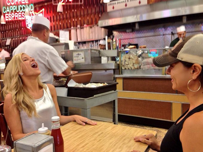 If you said @KatzsDeli , you are correct! 

 Yes, I'll have what she's having!
?
@Playboy @RealPilarLastra