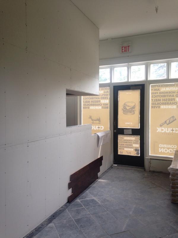 ChuckBurgr's tweet image. Getting there. #burgers #burgerbattle #bluemountain @bluemountain @BlueMtnResort