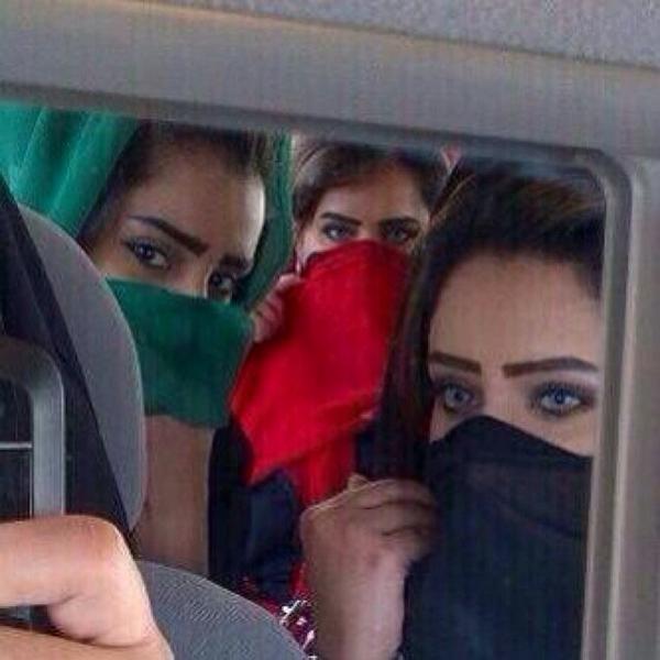 misho_sa1's tweet photo. #FF_A7la_Specialツ
❤❤❤❤╱╲
❤❤❤╱⭐⭐╲
❤❤╱⭐╱╲ ⭐ ╲
❤╱⭐⭐╲     ╲╱
╱⭐╱╲╱
 👇👇👇👇

@jjvvjj71_61 http://t.co/u5I4O96cW3