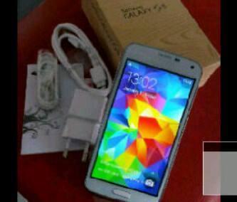 horestore91's tweet photo. SC Samsung Galaxy S4 (5 Inch)- IDR 2.000.000-Minat sms 089609807510 http://t.co/bkGT681FI2