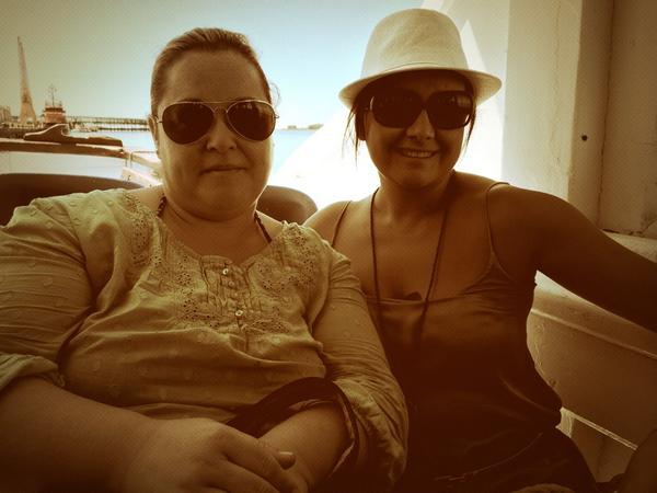 HorneroMaria's tweet photo. En la canoa camino de punta http://t.co/rxDmOefntF