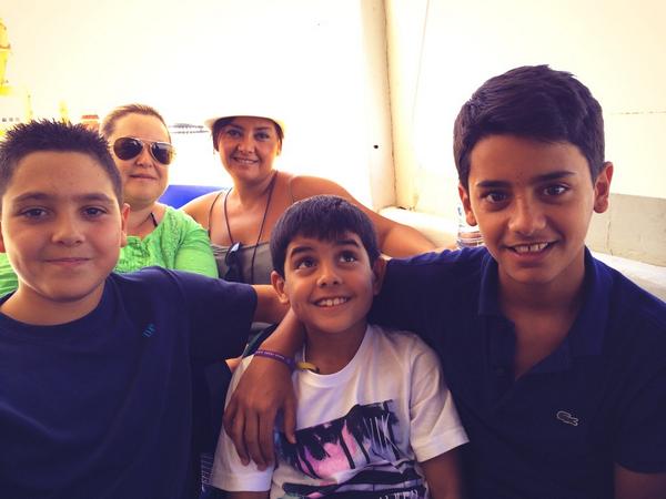 HorneroMaria's tweet photo. En la canoa camino de punta http://t.co/rxDmOefntF