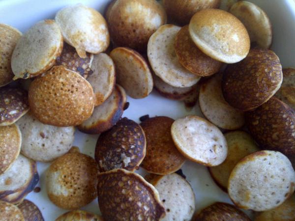 HandBaggageOnly's tweet image. Inspired by the recent trip to #Rotterdam, it is Dutch pancakes for brunch today! :)