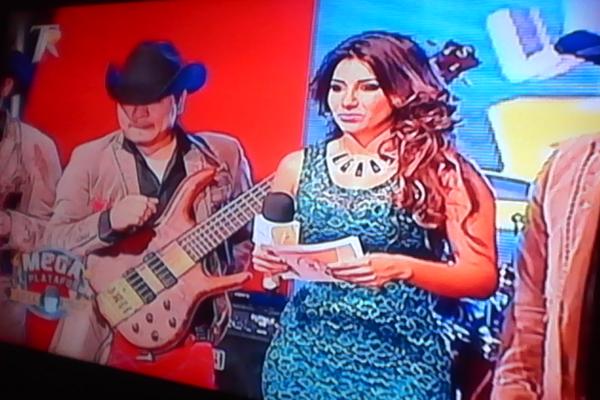 Rauldjoficial's tweet photo. Seguimos apoyando en #Mega #PrimerReality a @PokarOficial en la semifinal @mimyregia @luiscaballerotv @elprodu http://t.co/r5kVRSXezA