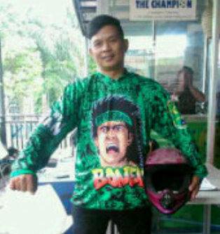 Santi_Made's tweet photo. RIP Ayi Beutik,semoga arwahmu diterima disisi Allah SWT amien http://t.co/5v5w6ORPJs
