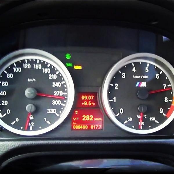 фольксваген джетта табло приборов. ауди а4 б8 спидометр. 1 270 км. макс скорость. запас хода джетта 6.