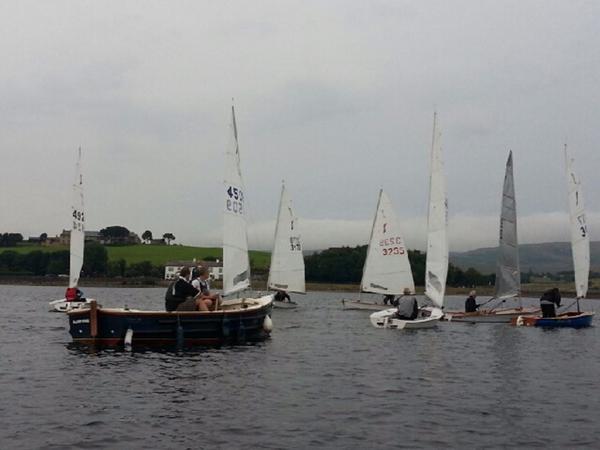 RYAChrisMac's tweet photo. Aliens and me at Friday Fun session at Hollingworth sailing club, 15 boats out, great welcome from the Solo fleet. http://t.co/b7qsZ54gBe