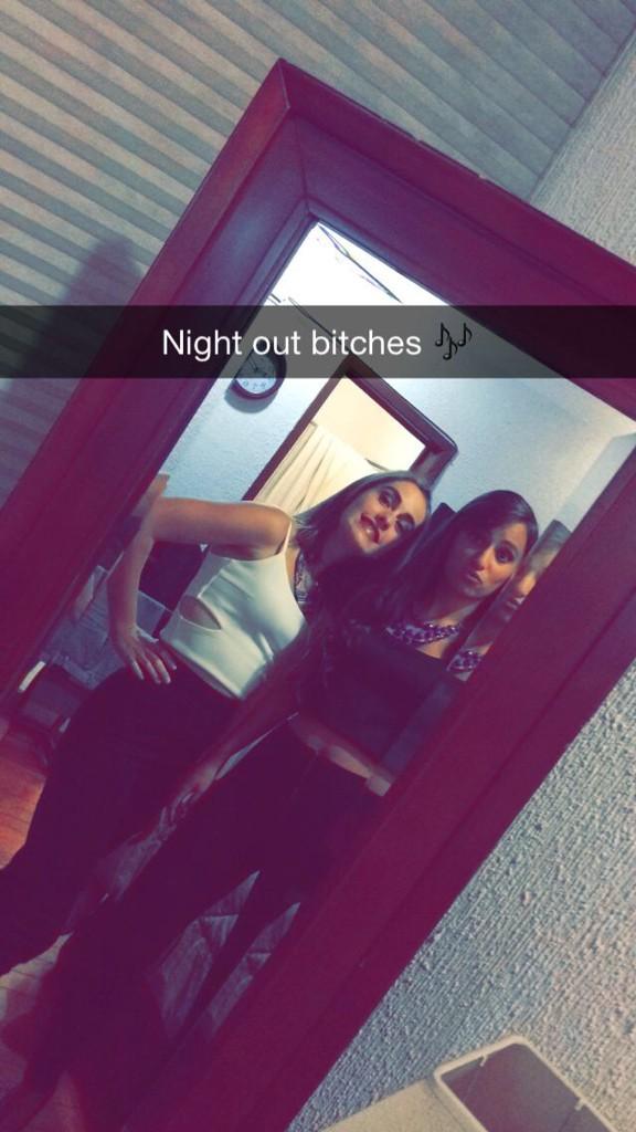 amaya_dr's tweet photo. “@paolaRivera12: Mentiria si dijera que no extrañaba salir contigo TE AMO @amaya_dr #beffasmil jajajaja 👯 http://t.co/FszaYite3Y”te amo más