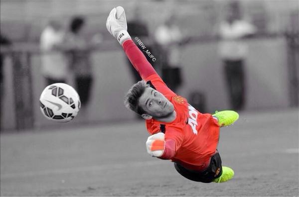 RBW_MUFC's tweet photo. De Gea #MUFC @D_DeGea @_haydennn http://t.co/pRsvSvGWBo