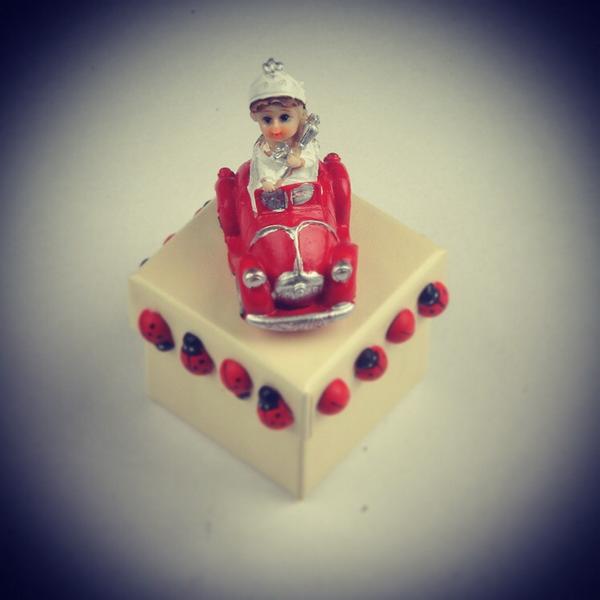 madeofbox's tweet photo. Sünnet kutum 😪 http://t.co/VpnJ3oH1EB http://t.co/KGspNW7kO5