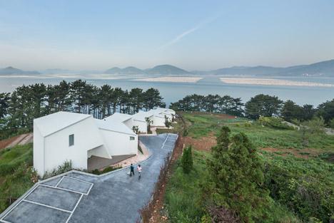 cheplu's tweet image. #Atelie ... - 295luv.com/architecture/a… #Clifftopleadingbestprime #DesignsStylesPatternsTypes