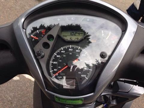 OutDjstavz's tweet photo. Honda Sh 125 abs brakes 1025 miles  http://t.co/wTpzTOHOdq http://t.co/RapUGYQ9Pb