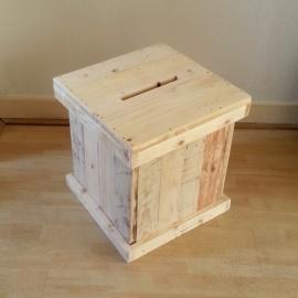 ideeenbusshop's tweet image. nu ook mooie ideeenbussen van hout. ideeenbusshop.nl/c-1891304/over…