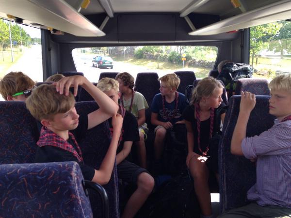 RavnehusTrop's tweet photo. Bus 6 til Rønne Havn :) #ravnehustrop14 http://t.co/Ukfa5ZSEkb