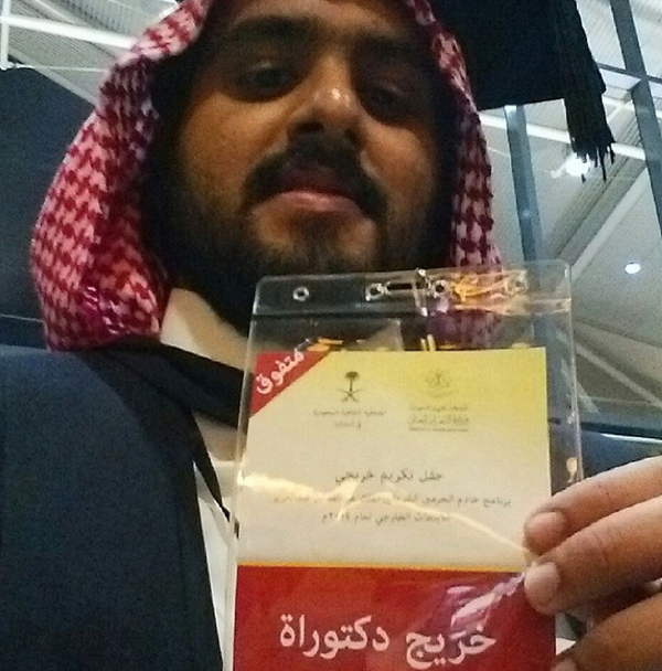 Sharifa_m_f's tweet photo. Unfortunately I couldn't receive my reward! Thank you @3bodbinm7md for attending in my behalf

http://t.co/3qJGuuYWQX http://t.co/6z22DsonKS