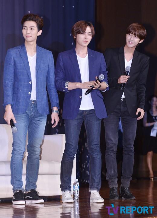 BumKyDYCIAEPgE-.jpg:medium