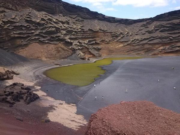 alejandrobh1's tweet photo. Ahora una foto del golfo #lanzarote @davettt3 http://t.co/ky8h5d8hrV