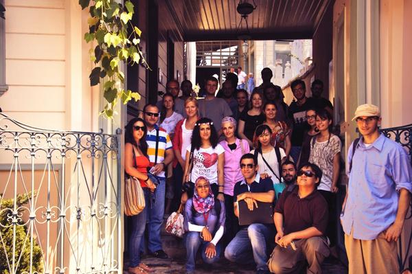 <a href="/yurtdisiturkler/">YTB</a> <a href="/YunusEmreV/">GoGo_daichigogo</a> @TDKBIM destekleri ile gerçekleşen "Osmanlı Kültür Tarihi Yaz Okulu" hızla devam ediyor