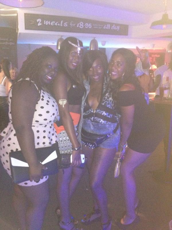 jayda_eubank's tweet photo. Wish I could do it all over again!!🙋 #Hideout👌🎉🙋❤️ http://t.co/m5oKH8Pc9d