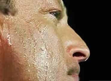 BradPiss's tweet photo. Ir hacer “popo" en verano y... http://t.co/1ZkDFxEN8S