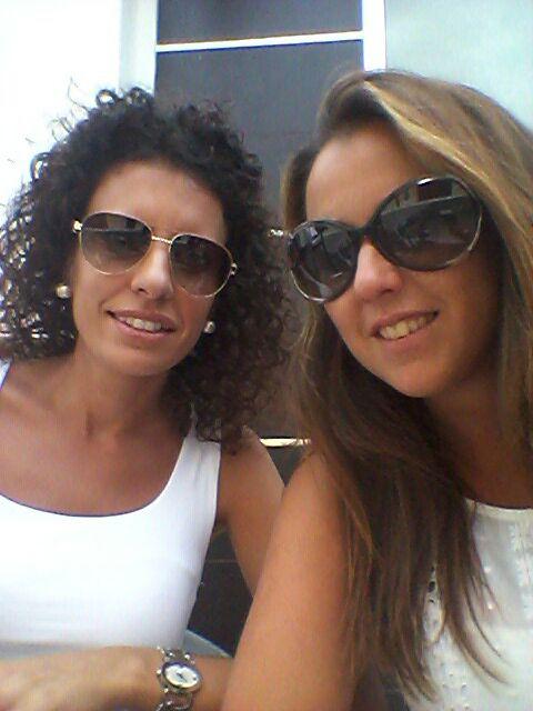Gema_Labrador_L's tweet photo. Te llevo por la mala vida @raalex01 #HayQueSalirMas #SabadoCompletito :-) :-) http://t.co/s5YLsdG4OI
