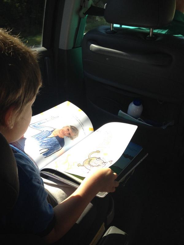 Loving Herve Tullet's "new" to me book "Help! We Need a Title." @hervetullet #booksforkids