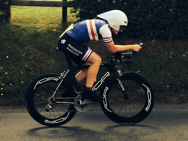 marieking12's tweet image. @NicolaClareFox Pics of you from today :) #FastFox #FastCarbon