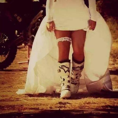 santicrevo's tweet photo. #YoMeCasoConVosSi sos de estas... http://t.co/xsnyKaCx91