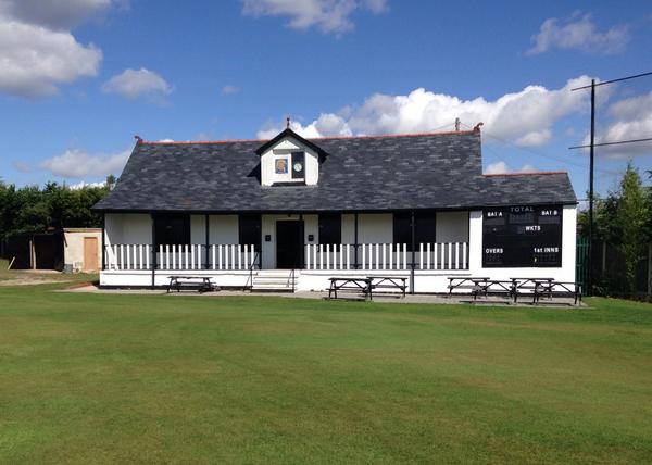 For everyone at home playing on wet pitches today Gedling produced another road in the sunshine