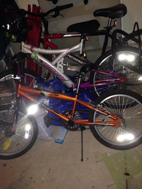 fifthemison's tweet photo. Can't control the #PikeFeels rn 😭❤️🚲 http://t.co/9HzqwCIffe
